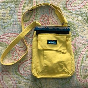 Kavu purse